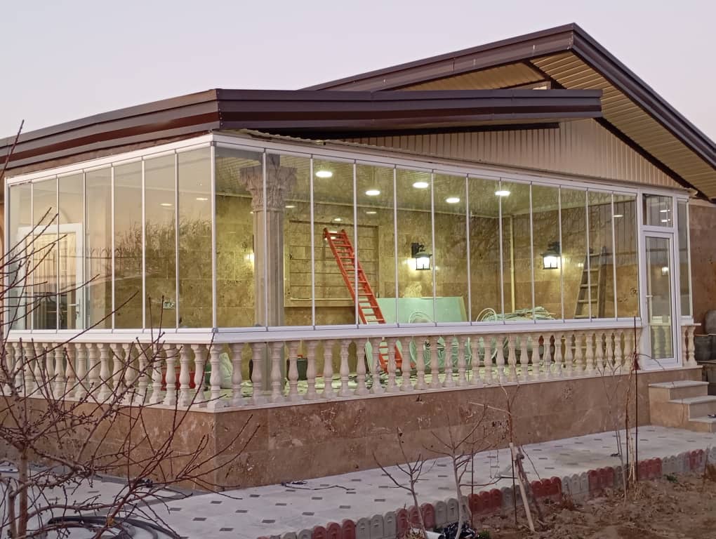 تولید و نصب شیشه بالکنی جنتی در تبریز